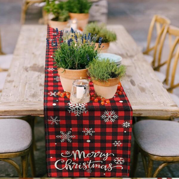 Odot Christmas Table Runner, Seasonal Autumn Winter Red Kitchen Table Decoration Machine Washable Long Tablecloth, Home Decor for Christmas Events (33x120cm, Heart Rose)- Brit Commerce - Image 4